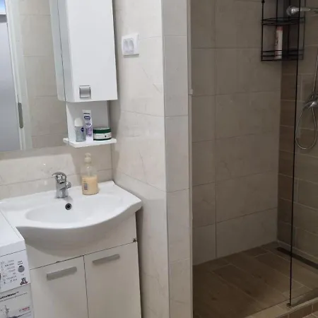 아파트 Apartment Most *